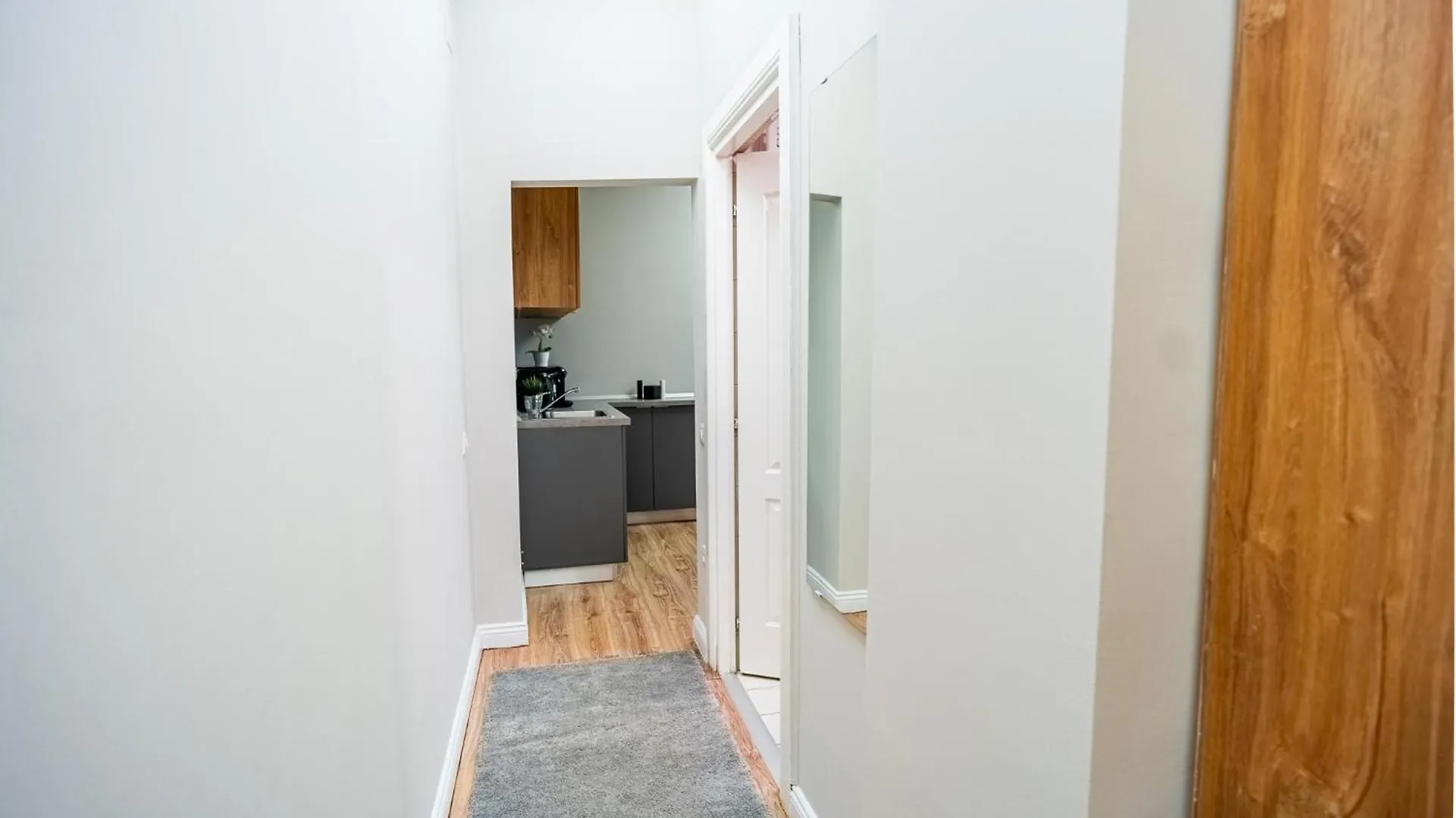 Cozy Apartments Near Calea Victoriei Bucarest