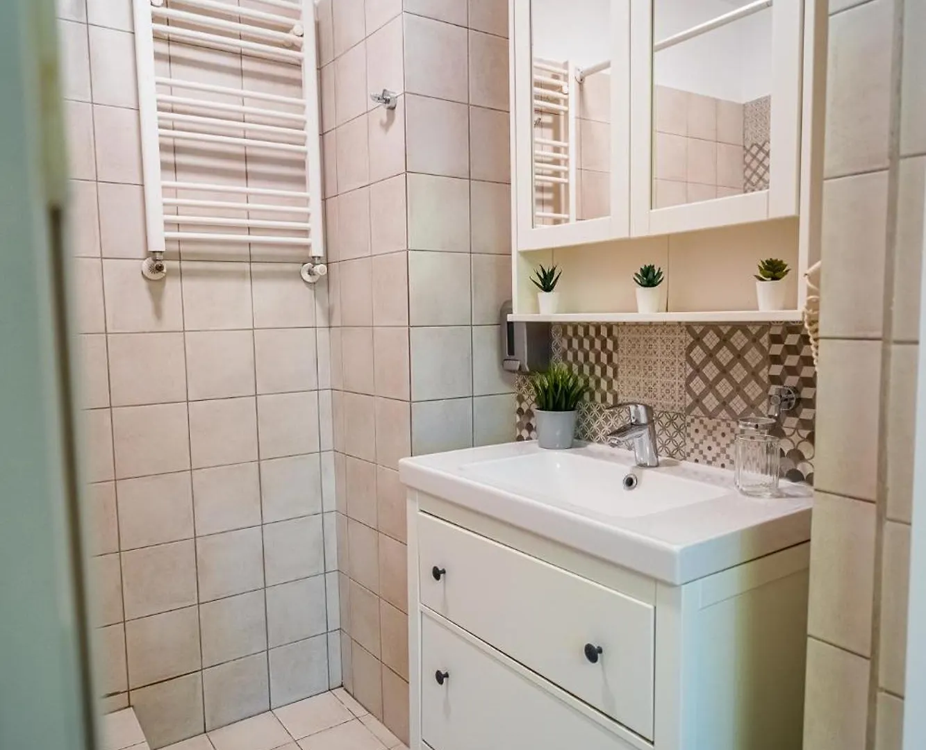 Cozy Apartments Near Calea Victoriei Bucarest Romania
