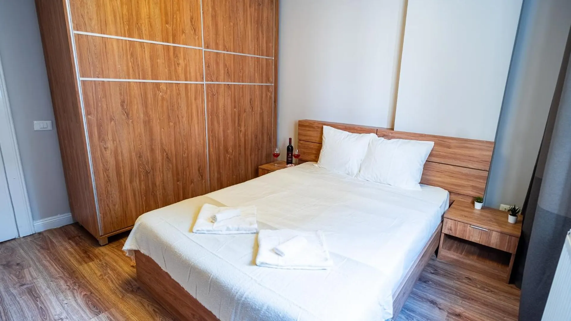 Cozy Apartments Near Calea Victoriei Bucarest