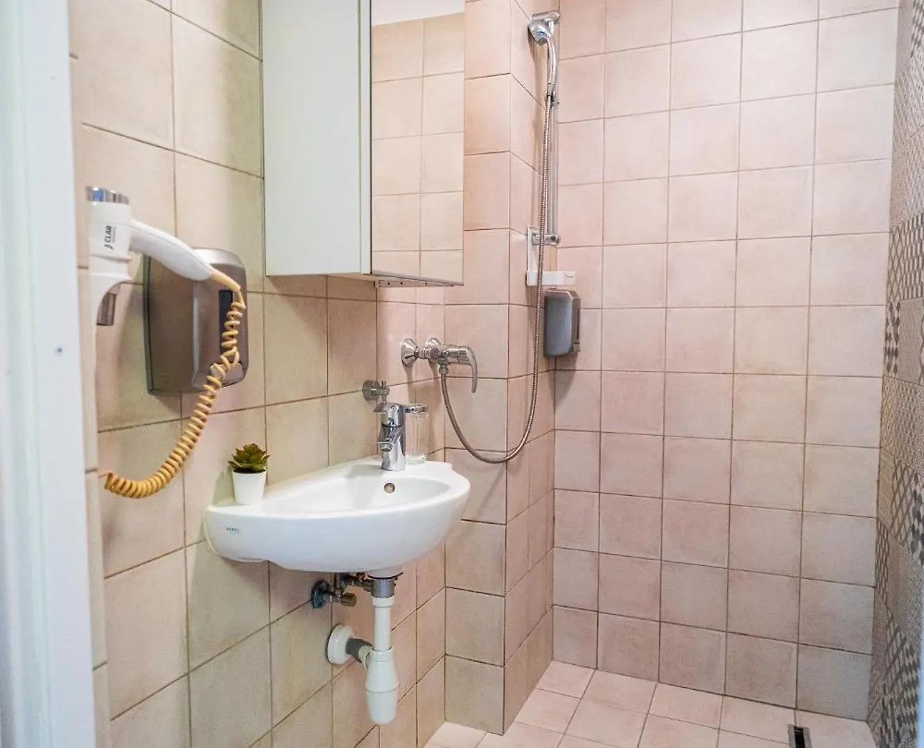 Cozy Apartments Near Calea Victoriei Bucarest Romania