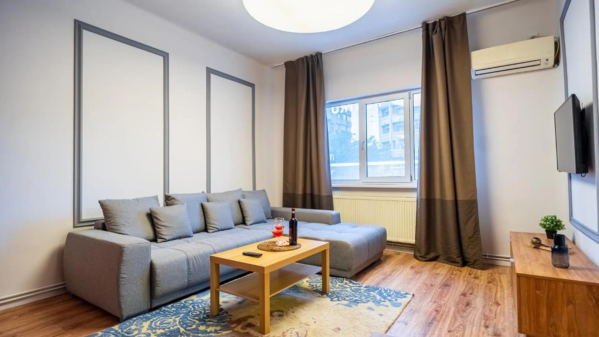 Cozy Apartments Near Calea Victoriei Bucarest
