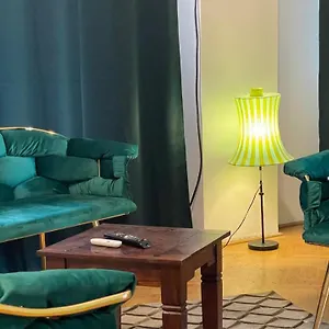 Appartamento Terrace Balcony Downtown Delight Old Town Oasis Center Universitate Square Old Town, Bucarest