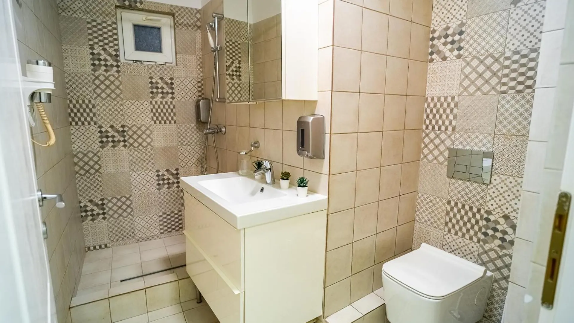 בוקרשט Cozy Apartments Near Calea Victoriei
